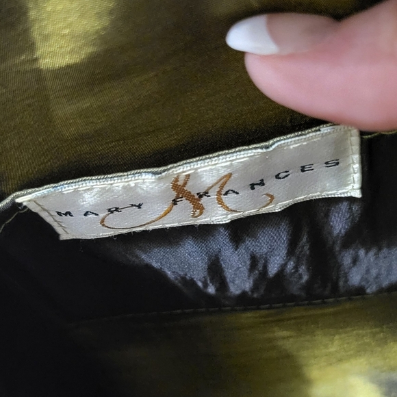 MARY FRANCES EMBROIDERED HAND BEADED DENIM RARE SHOULDER BAG - Picture 4 of 9